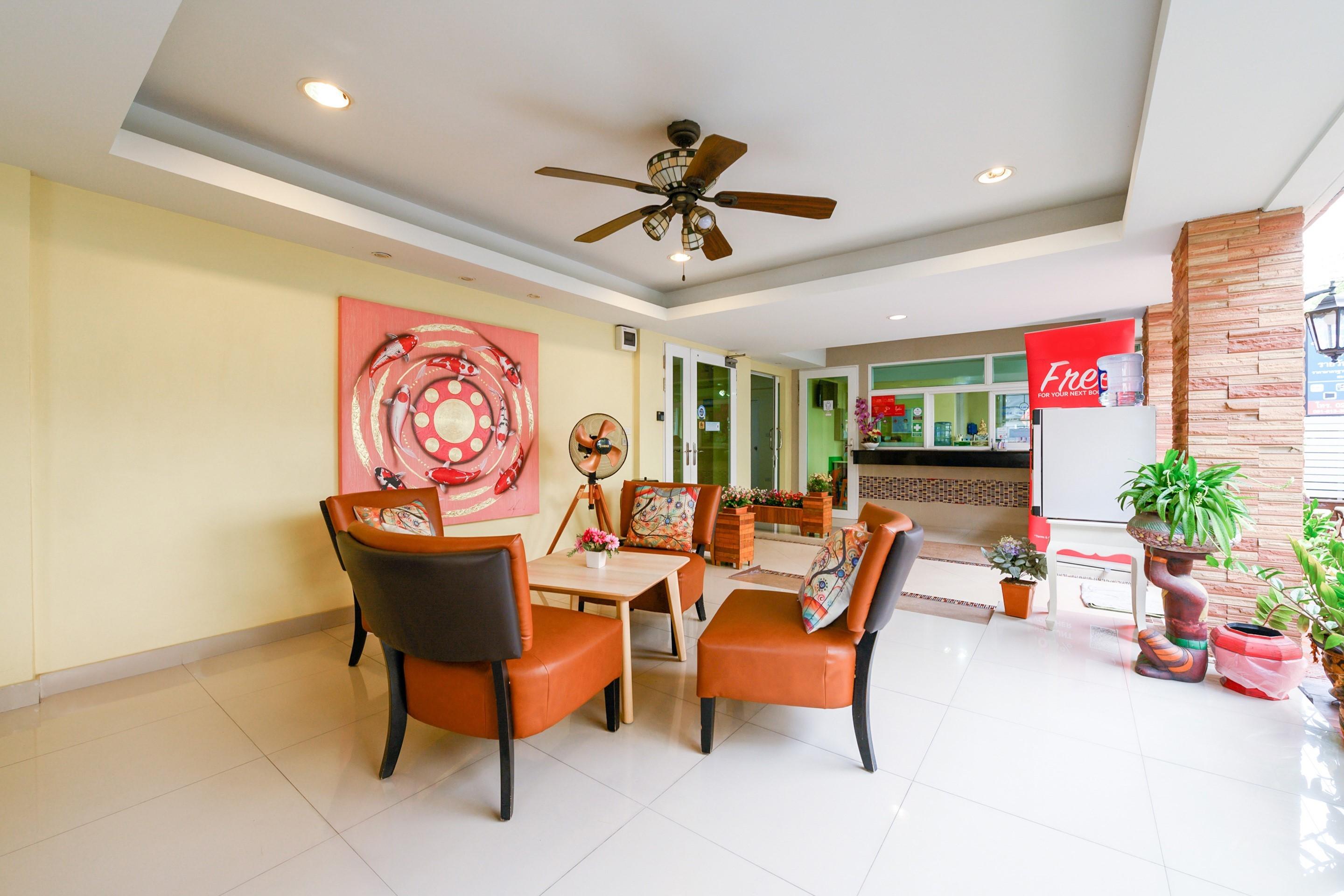 Salin Home Hotel Ramkhamhaeng Бангкок Екстер'єр фото