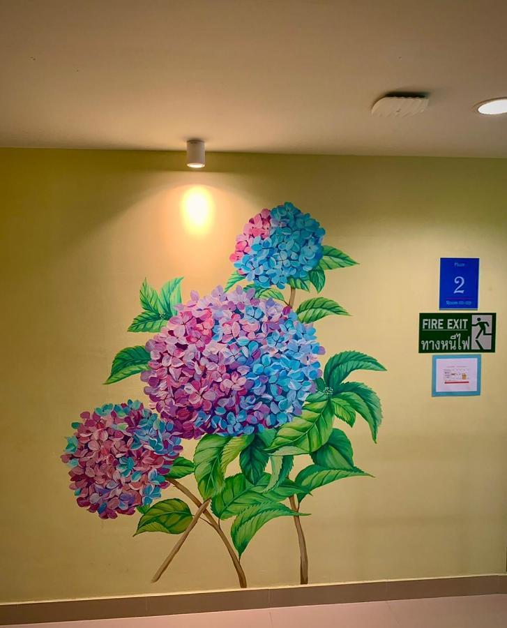 Salin Home Hotel Ramkhamhaeng Бангкок Екстер'єр фото