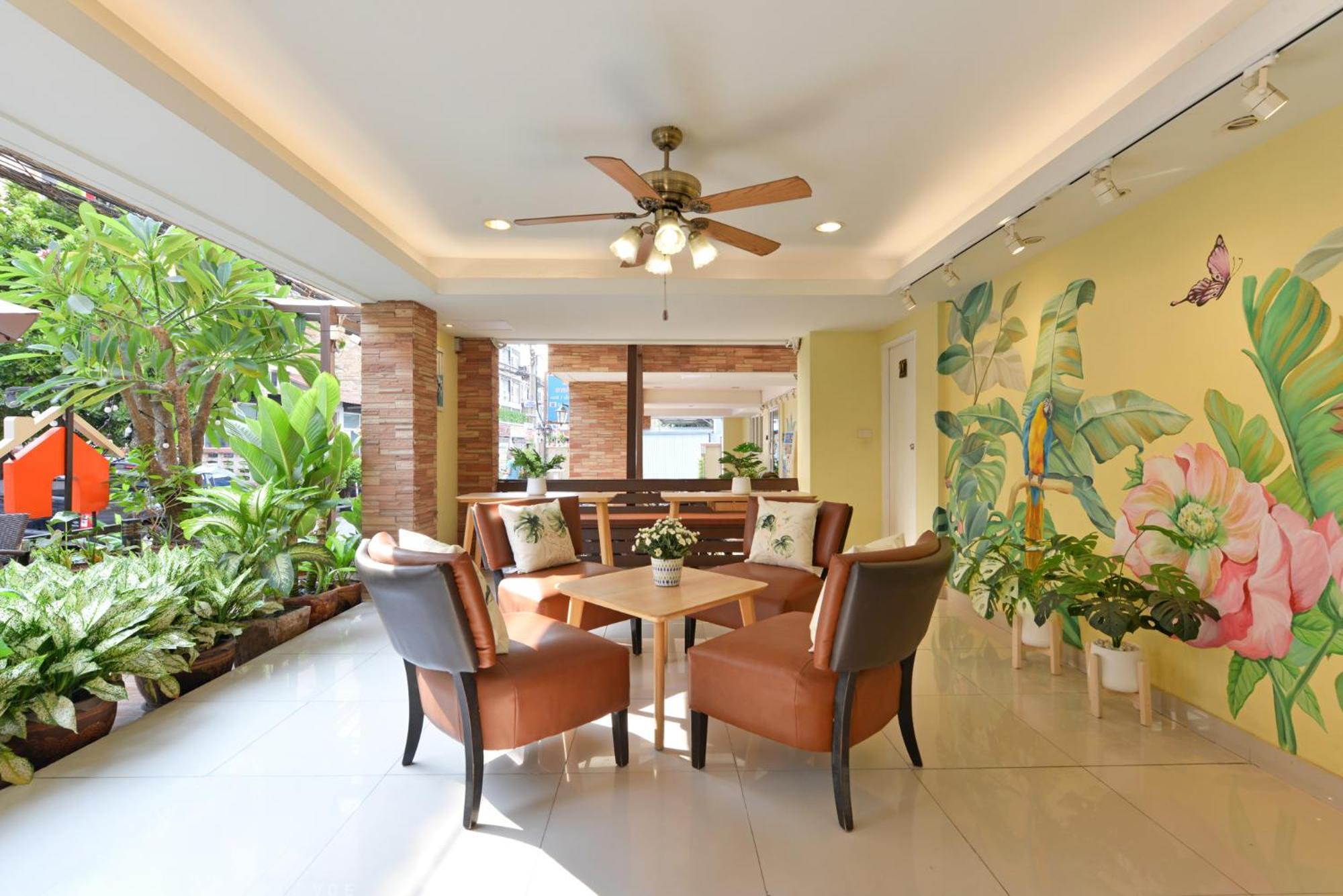 Salin Home Hotel Ramkhamhaeng Бангкок Екстер'єр фото