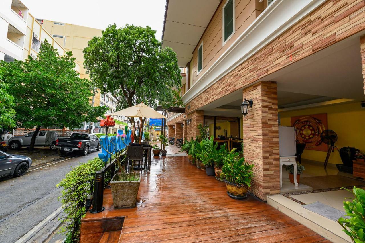 Salin Home Hotel Ramkhamhaeng Бангкок Екстер'єр фото