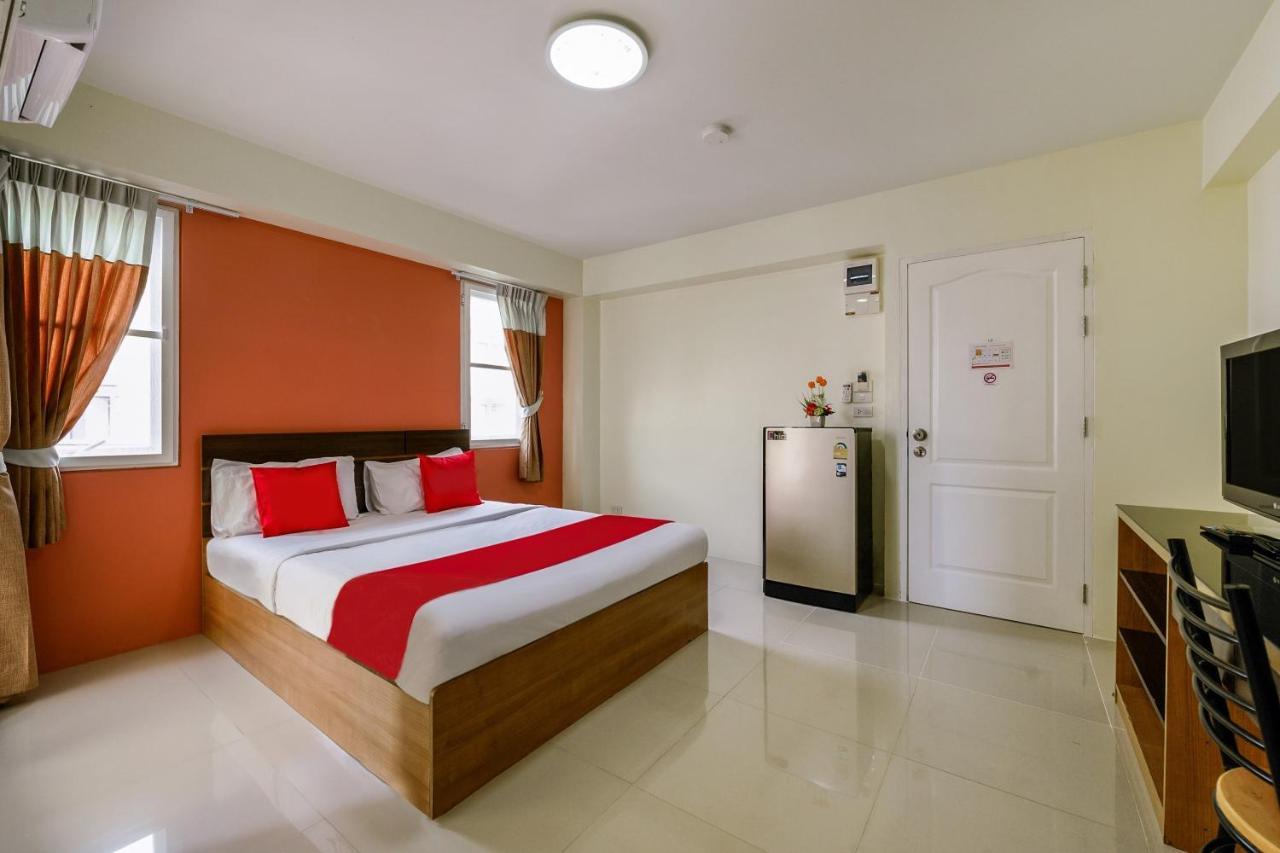 Salin Home Hotel Ramkhamhaeng Бангкок Екстер'єр фото